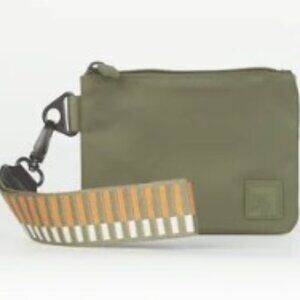 IHKWIP THE EVERYDAY ESSENTIALS RFID WRISTLET POUCH - MILITARY OLIVE
